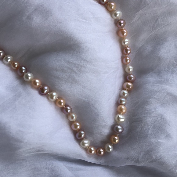 Multicolored Freshwater Pearl Necklace - Picture 3 of 3